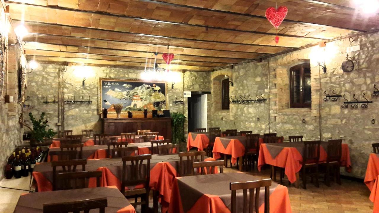 Hôtel Il Casale Del Grillo à Pérouse Extérieur photo